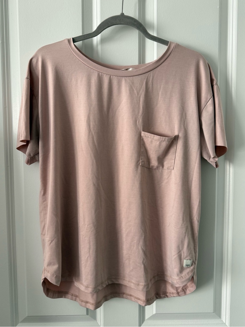 Vuori Women's Rise and Shine Short Sleeve Tee - Light Pink